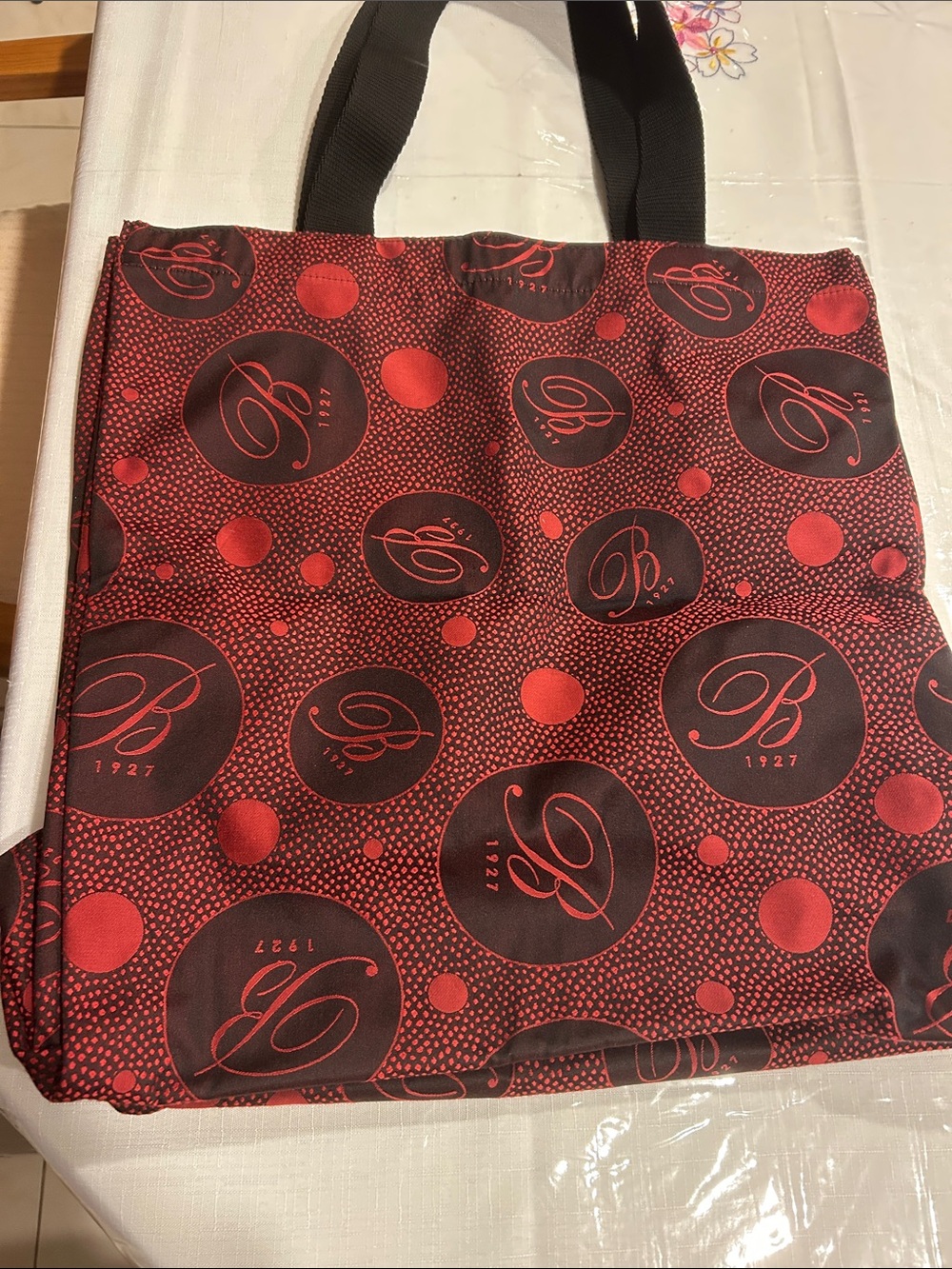 Brunello Elegant Red & Black Logo Tote Bag,17x18